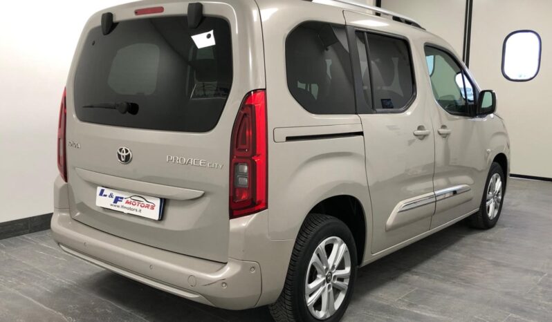 Toyota Proace  1.5D 100 CV S&S Short D Lounge 5 POSTI pieno