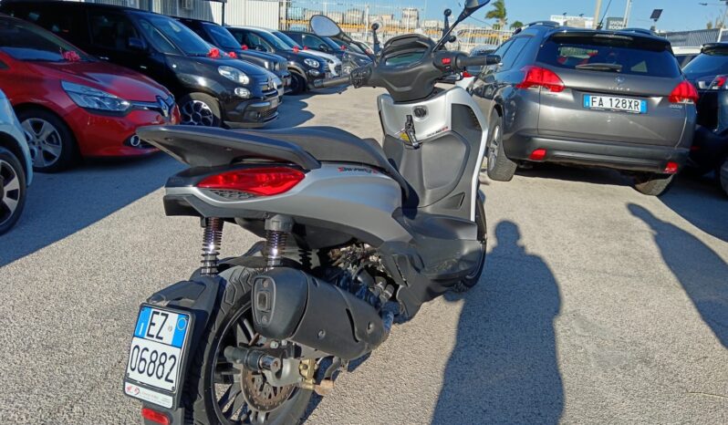 PIAGGIO BEVERLY 300 HPE solo 12000 km pieno