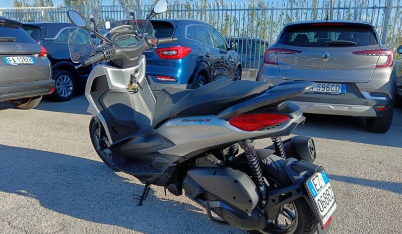 PIAGGIO BEVERLY 300 HPE solo 12000 km pieno